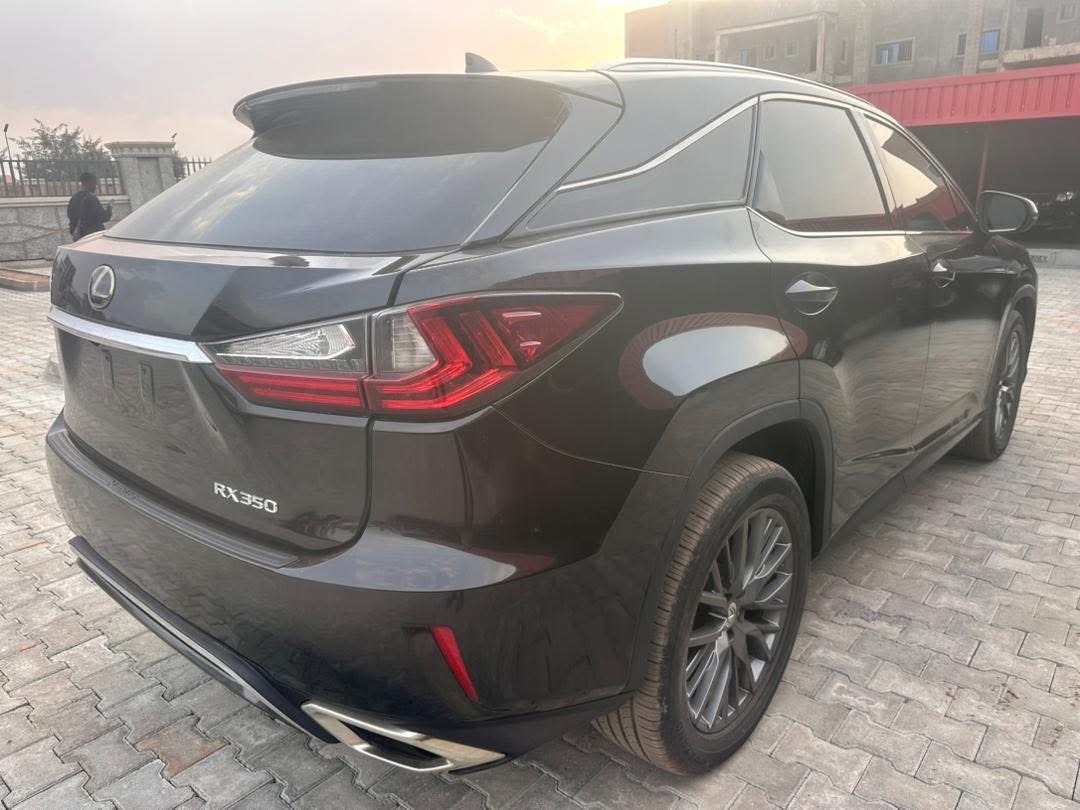 Slightly Used Lexus Rx350 2016 with original duty