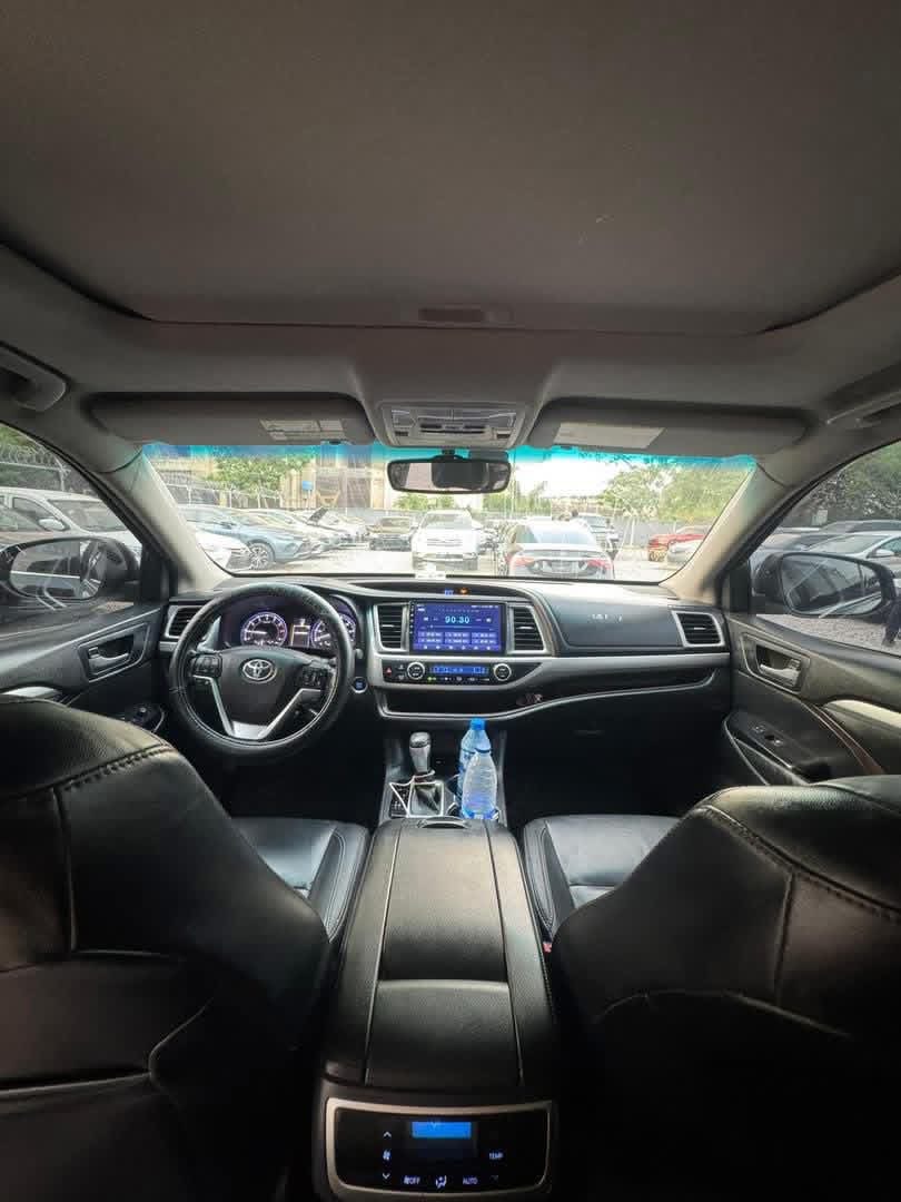 Nigerian Used Toyota Highlander XLE Year: 2015 Custom Duty
